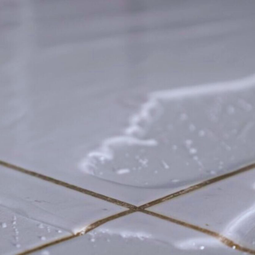 Impermeabilização de Áreas Molhadas: Banheiro e Lavanderia.