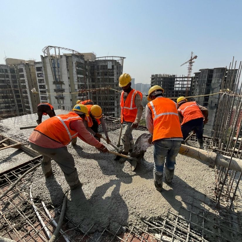 Aditivos Aceleradores Transformam o Concreto em Tempo Recorde.